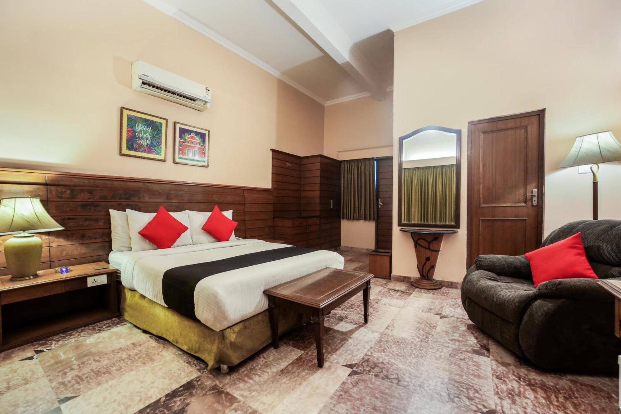 Super Townhouse 1267 Dayal Lodge - A Boutique Hotel Agra  Exterior photo